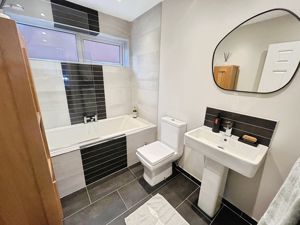 Bathroom - click for photo gallery